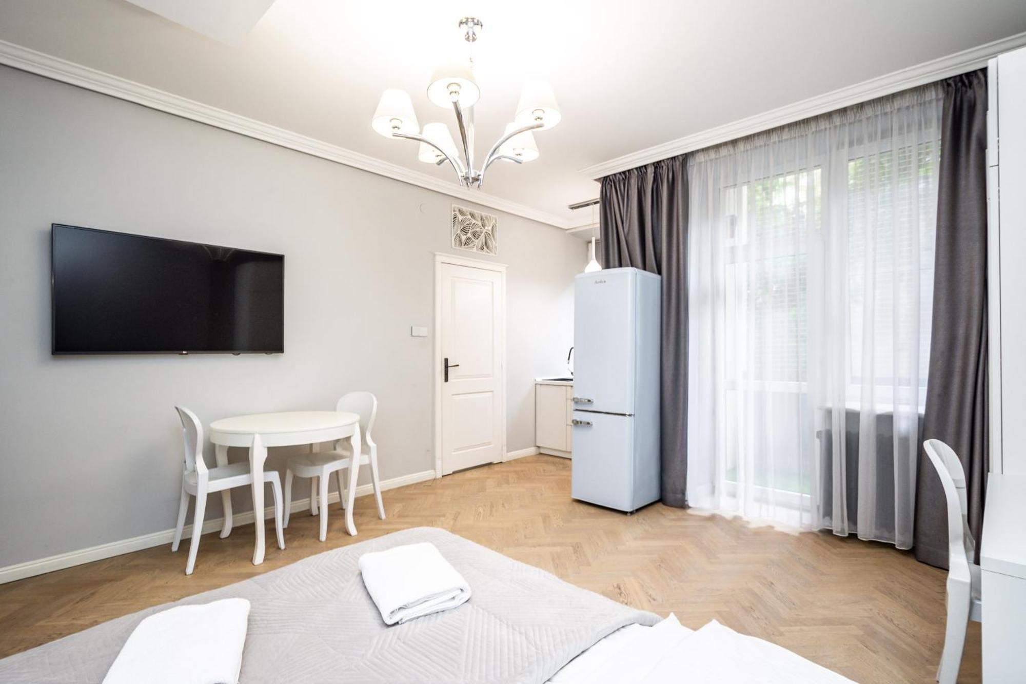Rentplanet - Studio Krasinskiego Krakow Ngoại thất bức ảnh