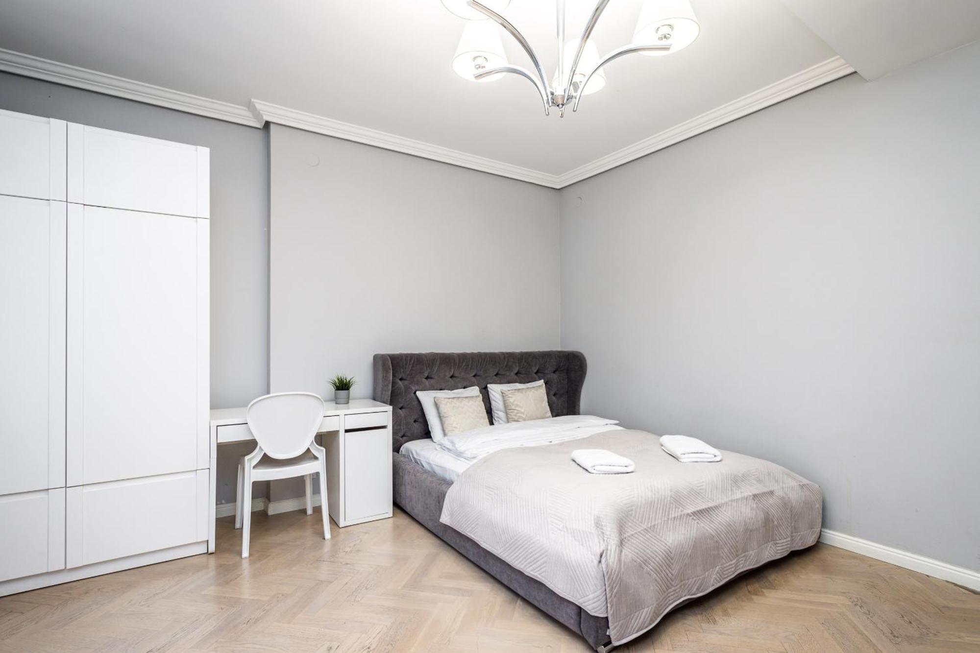 Rentplanet - Studio Krasinskiego Krakow Ngoại thất bức ảnh